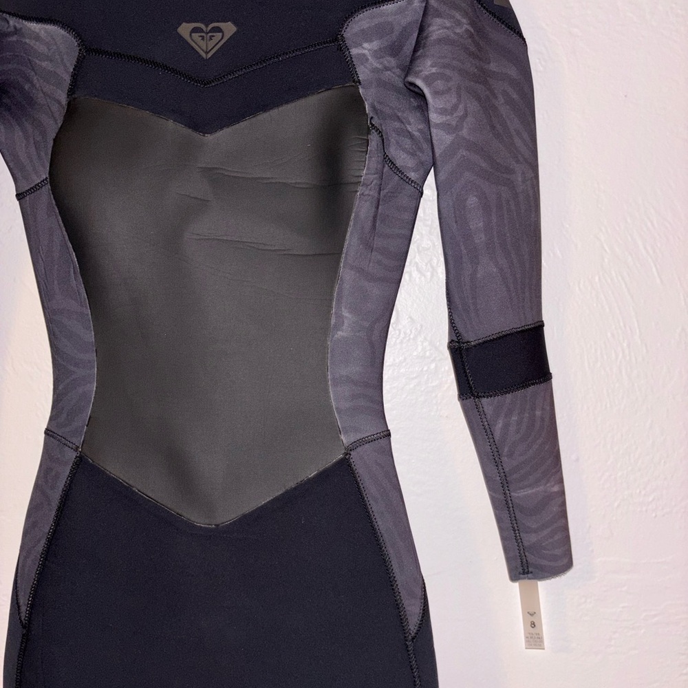 Roxy Black and Gray Long Sleeve Dress